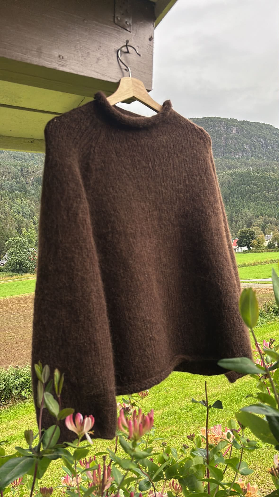 EMBER Sweater-oppskrift