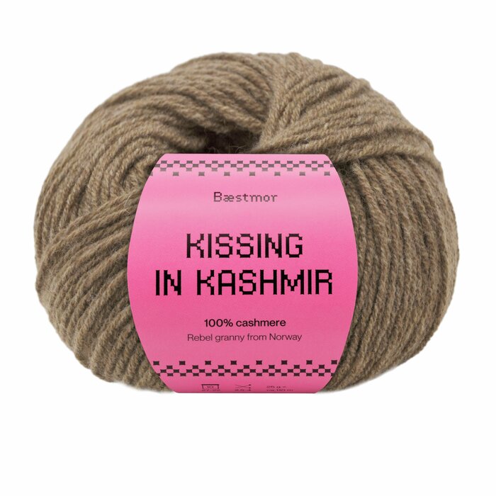 Kissing in Kashmir